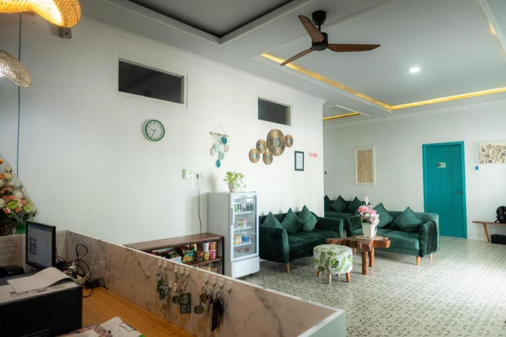 The Premiere Siti Hotel Джембер Экстерьер фото